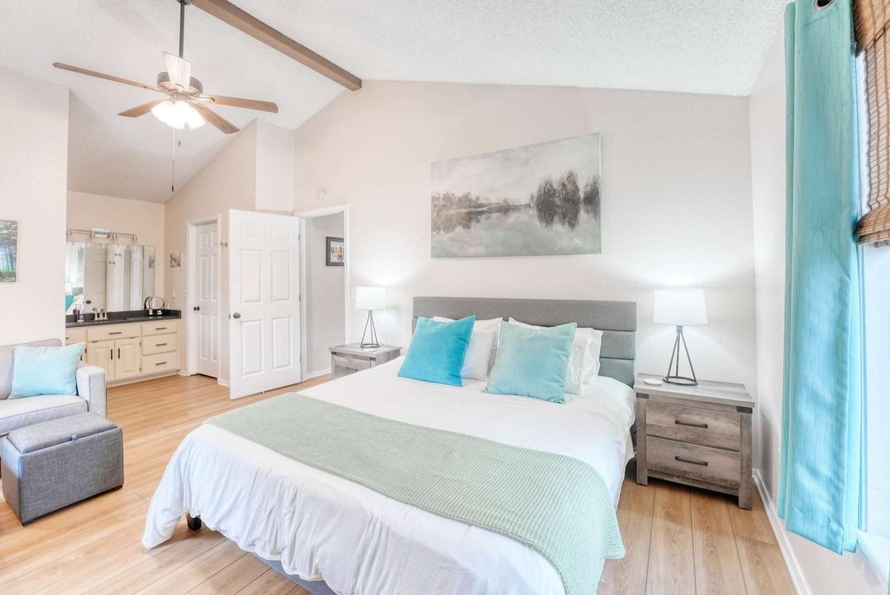 3204 Cardinal Creek Circle #1241337P - Photo 3 of 50