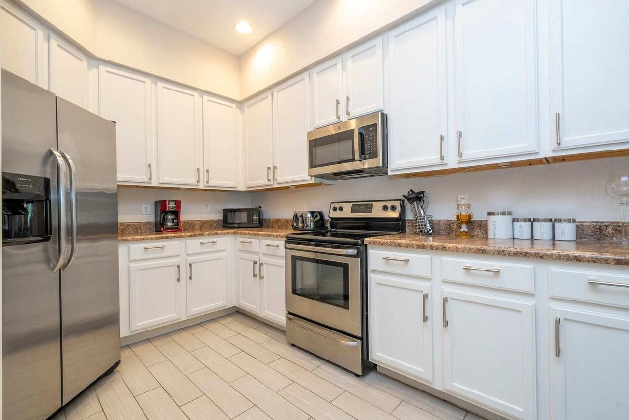 3050 Pirates Retreat Court #1038610P - Photo 3 of 50