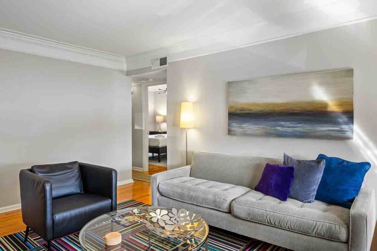 23 Standish Ave Nw #1226703P - Photo 5 of 27