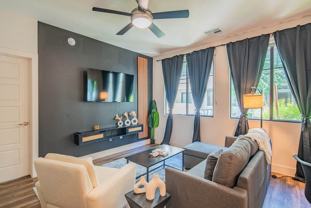 15501 N Dial Blvd - Photo 1 of 1