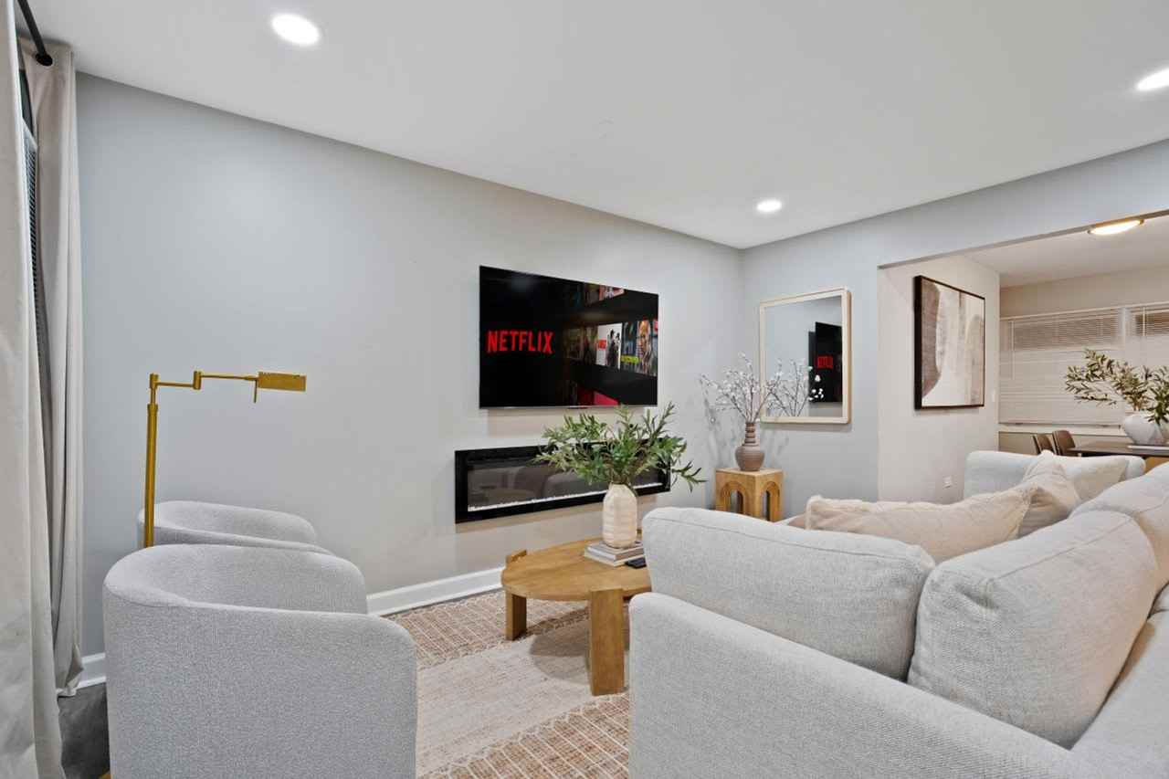 508 S Warrington Rd #1237896P - Photo 5 of 31