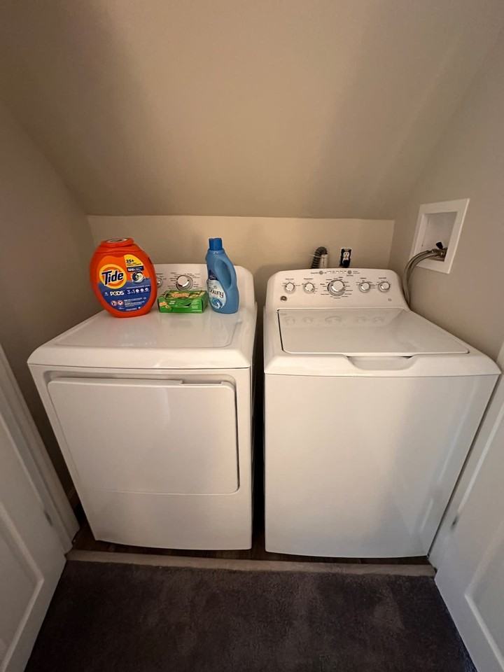 18 Alpine Ct #1312388P - Photo 6 of 24