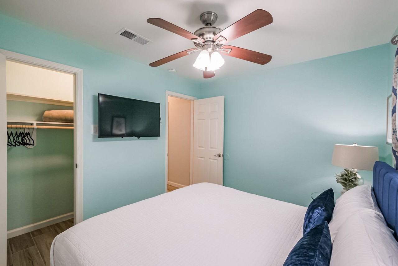 1329 W 21st St #1316406P - Photo 4 of 19