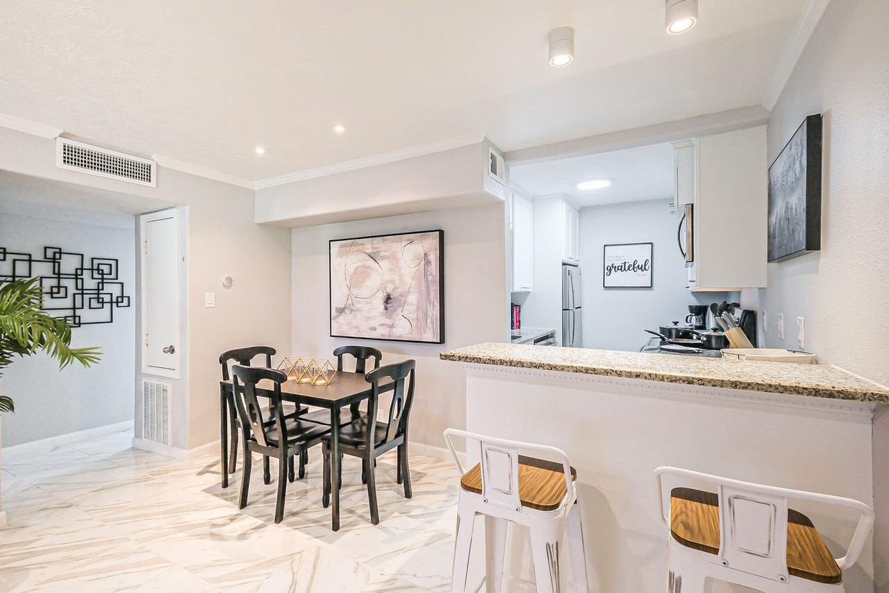 2507 Montrose Blvd #1316395P - Photo 6 of 22