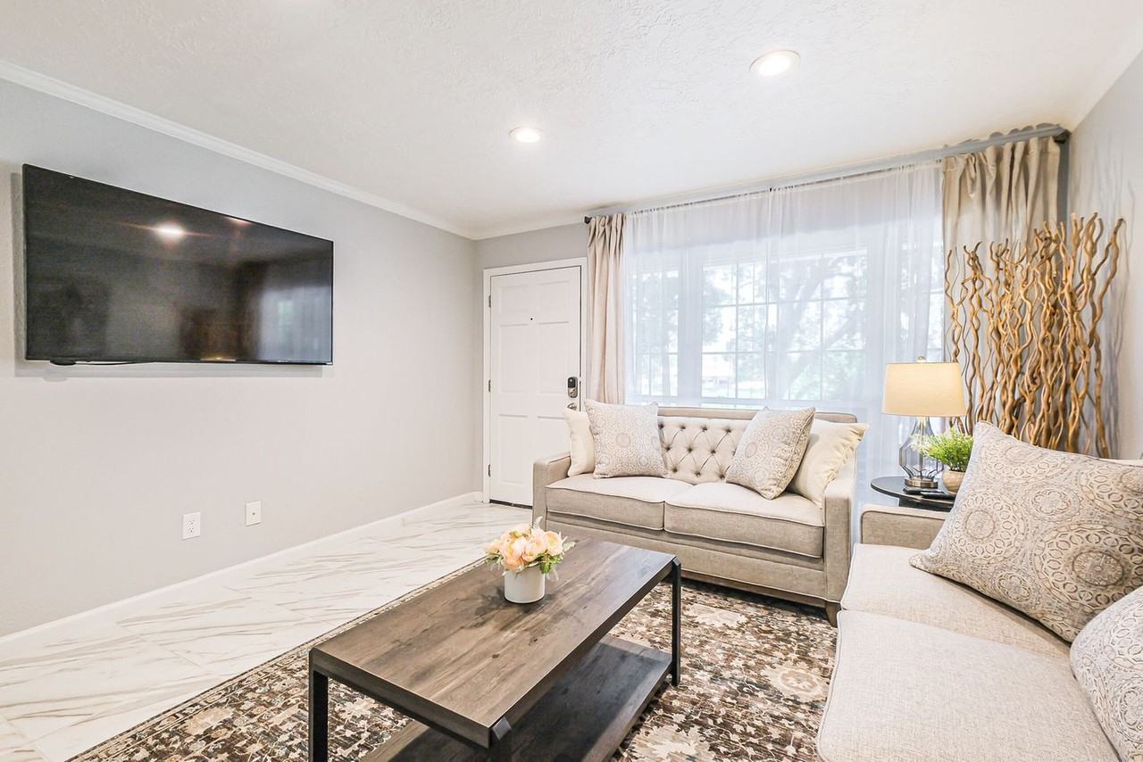 2507 Montrose Blvd #1316395P - Photo 7 of 22