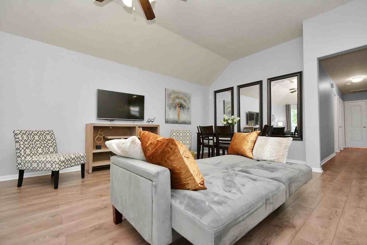 18407 Early Green Trl #1316402P - Photo 3 of 26