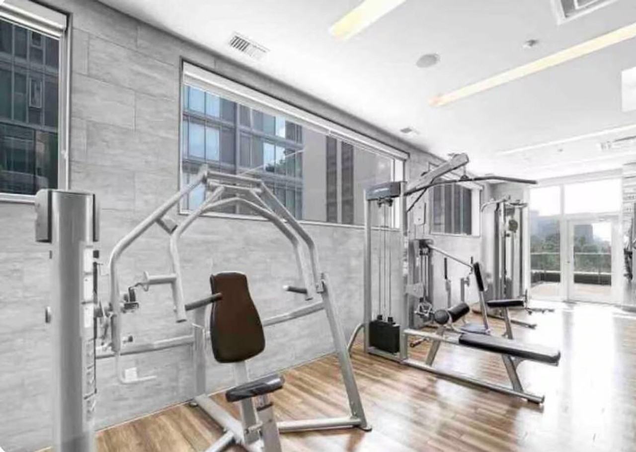 125 Yorkville Ave #1316392P - Photo 3 of 35