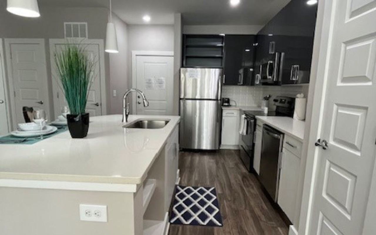 1160 Johnson Ferry Rd Ne #1320729P - Photo 3 of 10