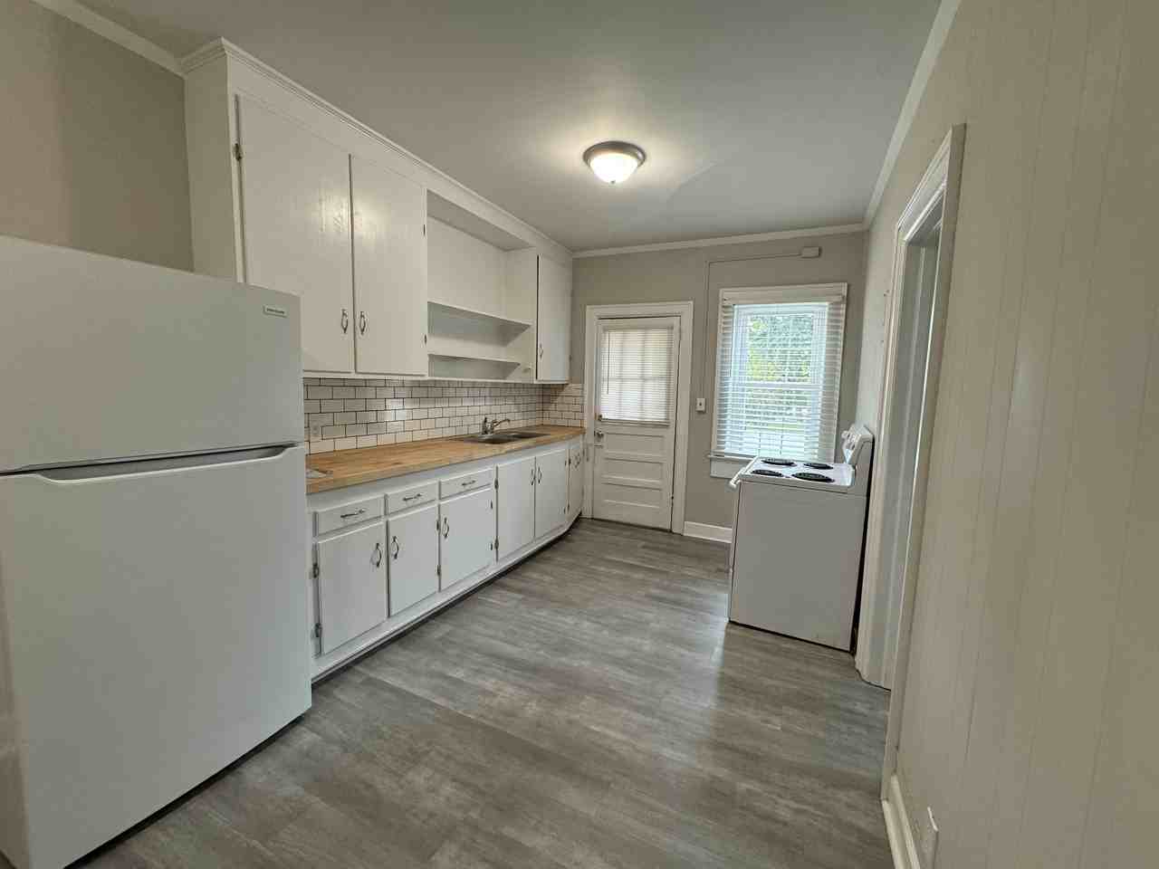 636 W 2nd St Winston Salem, NC  27101 - Photo 4 of 20