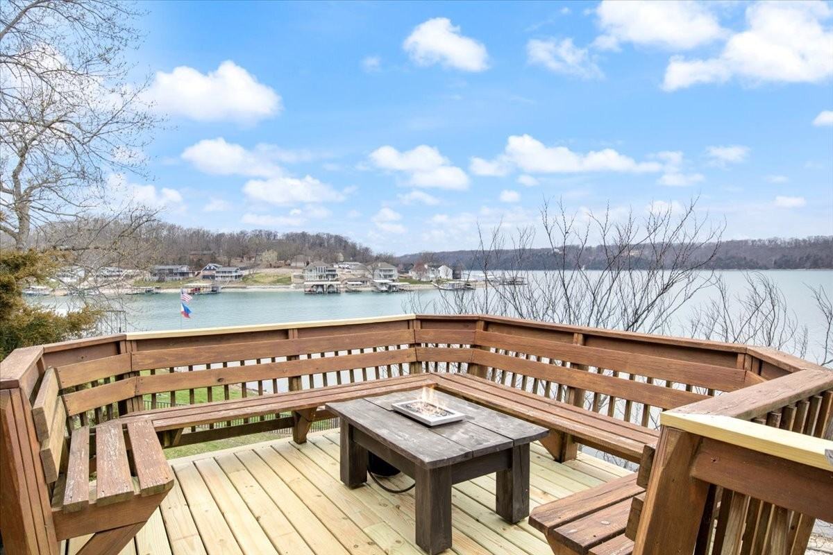 1408 Crystal Springs Rd - Photo 3 of 50