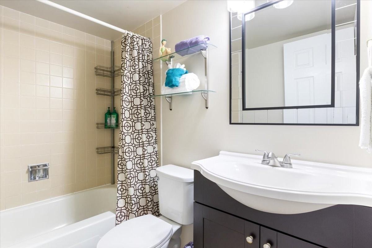 147 Walkers Cay Dr - Photo 3 of 50