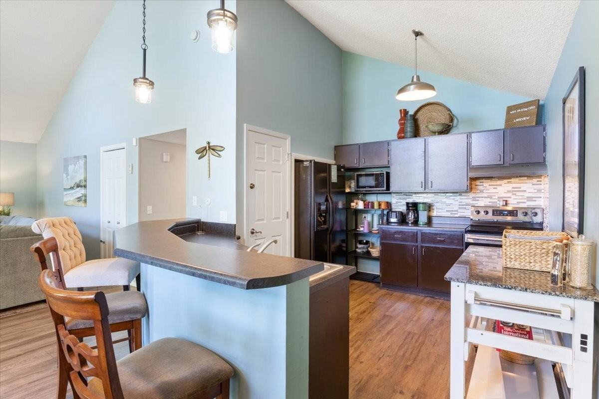 147 Walkers Cay Dr - Photo 5 of 50