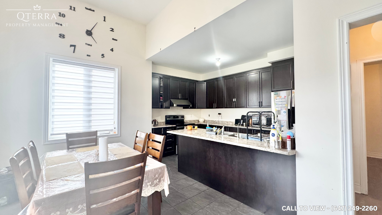 1060 Upper Thames Dr, Woodstock, Ontario N4S 7W2 - Photo 2 of 20