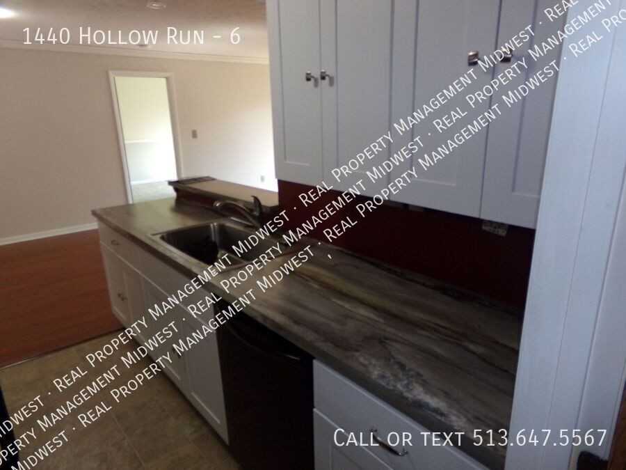 1440 Hollow Run #6 - Photo 7 of 19