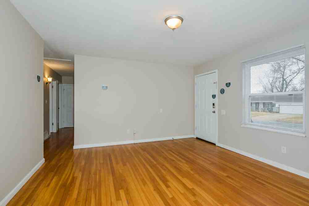 11162 Prentice Dr - Photo 4 of 15