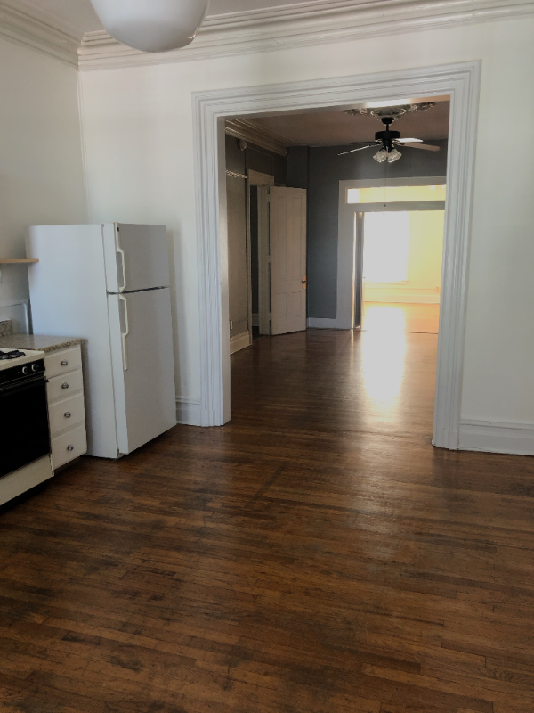 346 S Rose St #D - Photo 3 of 16