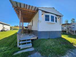 featured image of 24 Founders Way #3