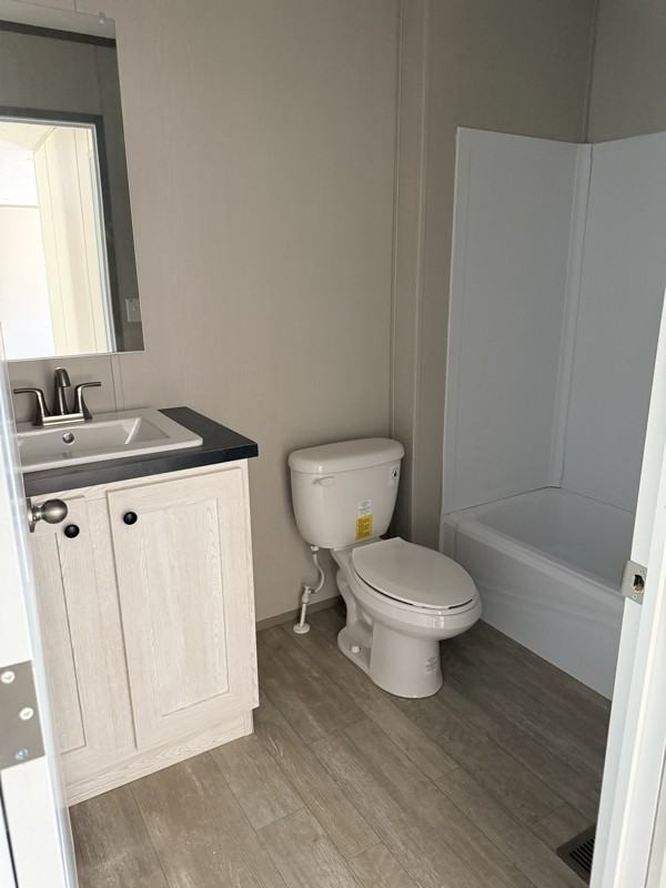 118 Clara St - Photo 6 of 10