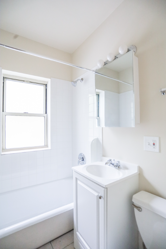 1100 Roscoe Road #4 - Photo 6 of 7