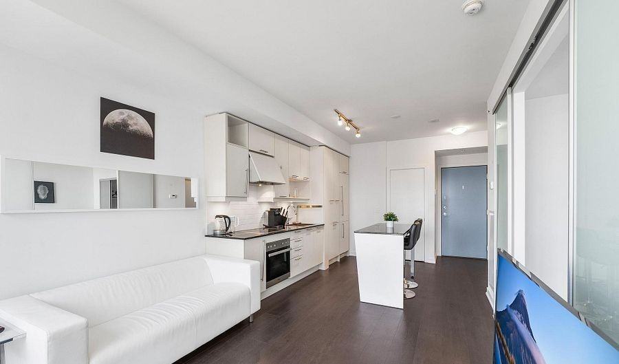 199 Richmond Street West #1008 - Photo 2 of 9