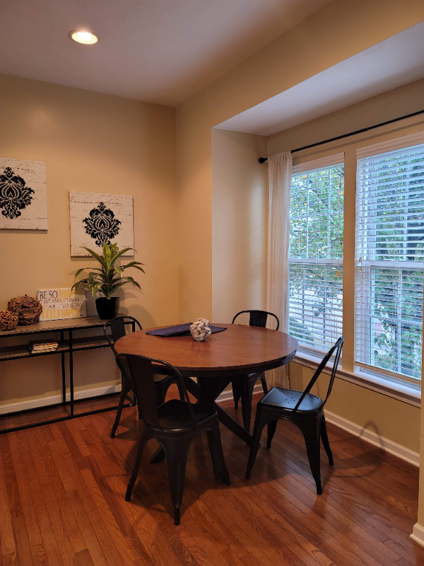 3816 Taft Avenue - Photo 4 of 18