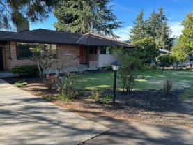 504 Meadow View Rd - Photo 1 of 1