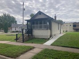 880 Scheffer Ave - Photo 1 of 1