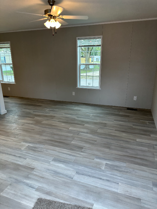 14001 Western Ave #5 - Photo 2 of 16