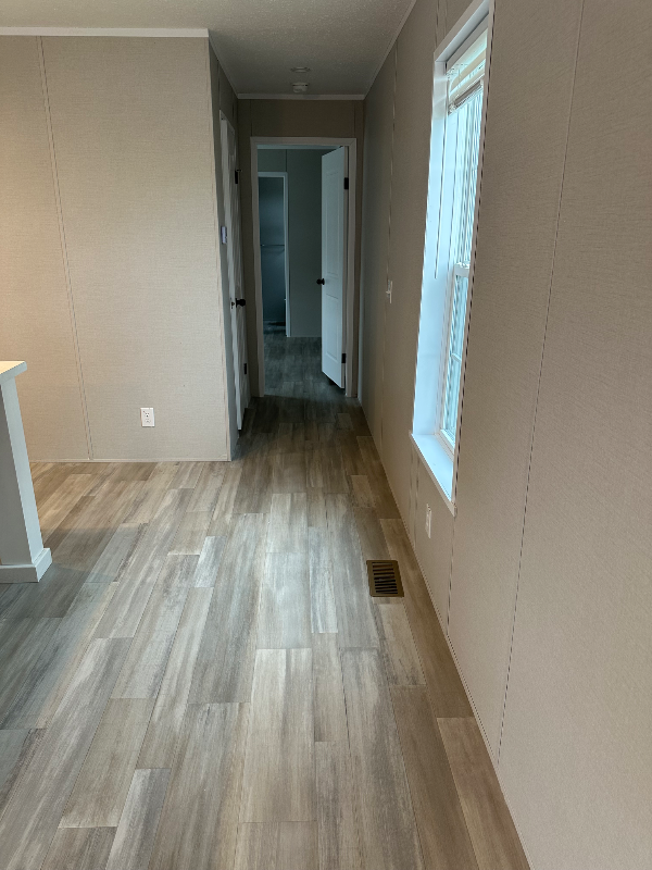 14001 Western Ave #5 - Photo 4 of 16