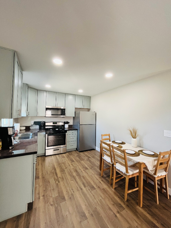 3410 Chamoune Avenue #B - Photo 6 of 13