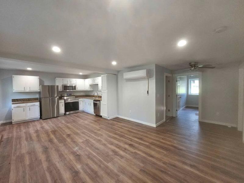 17 Main St #C - Photo 2 of 10