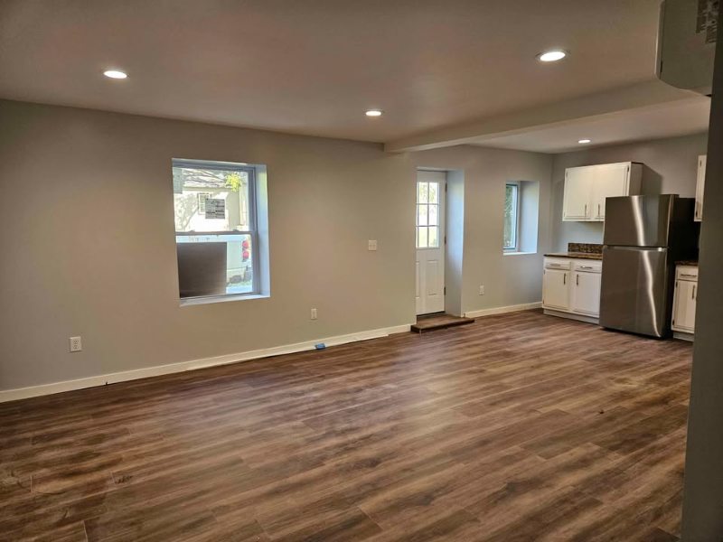 17 Main St #C - Photo 3 of 10