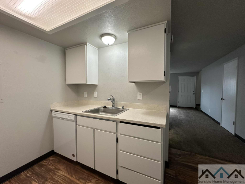 517 4th Avenue South #2 - Photo 3 of 14