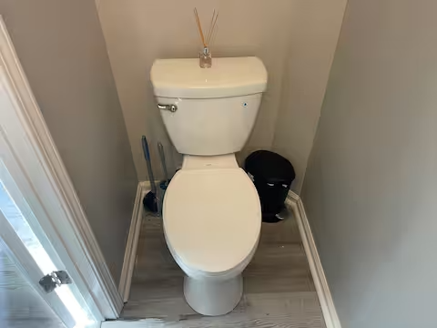 5690 Hampton Ct - Photo 6 of 14