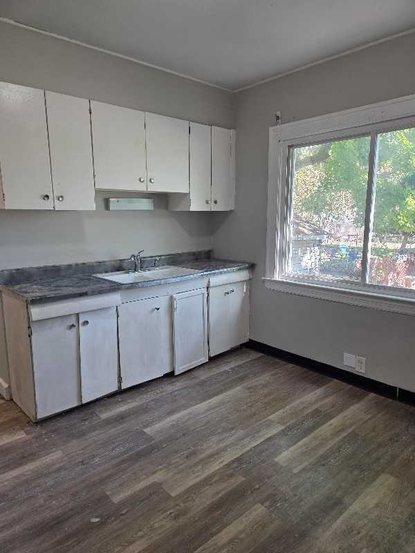 10626 Thrush Ave - Photo 3 of 9