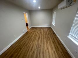 featured image of 207 W South St #1