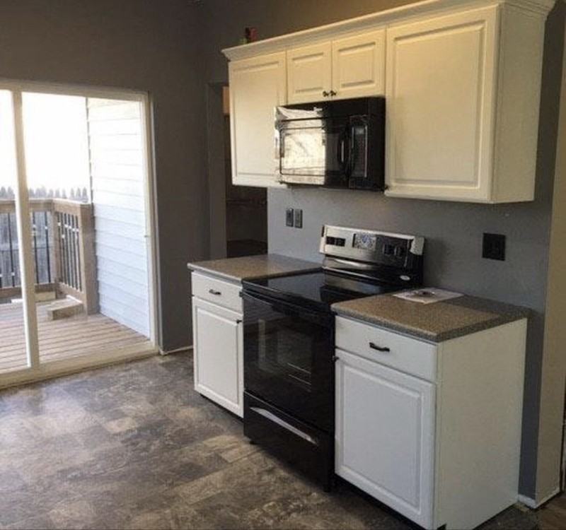 700 South Linn Street - Photo 3 of 7