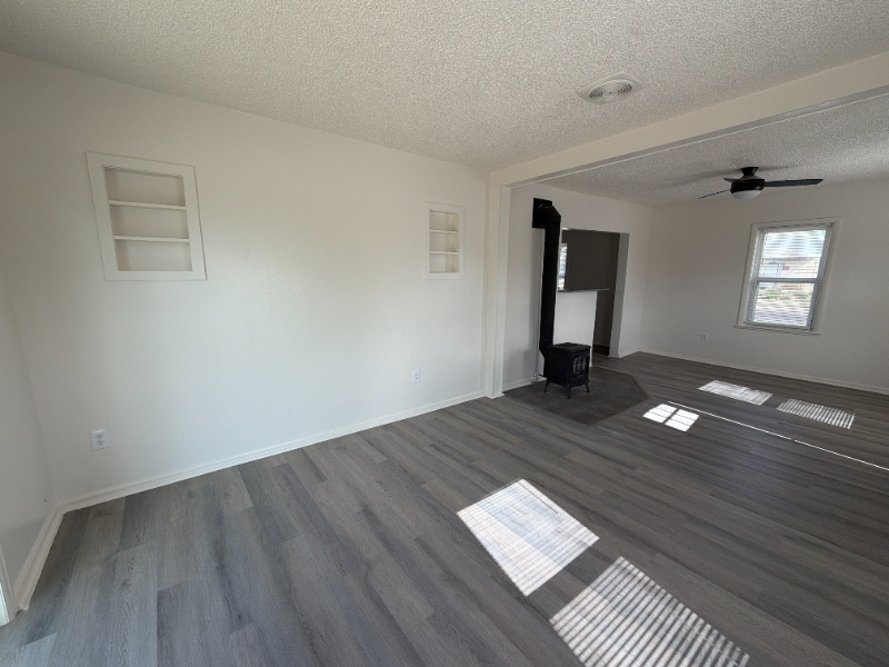 131 7th St - Photo 2 of 15