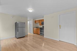 featured image of 141 Main St