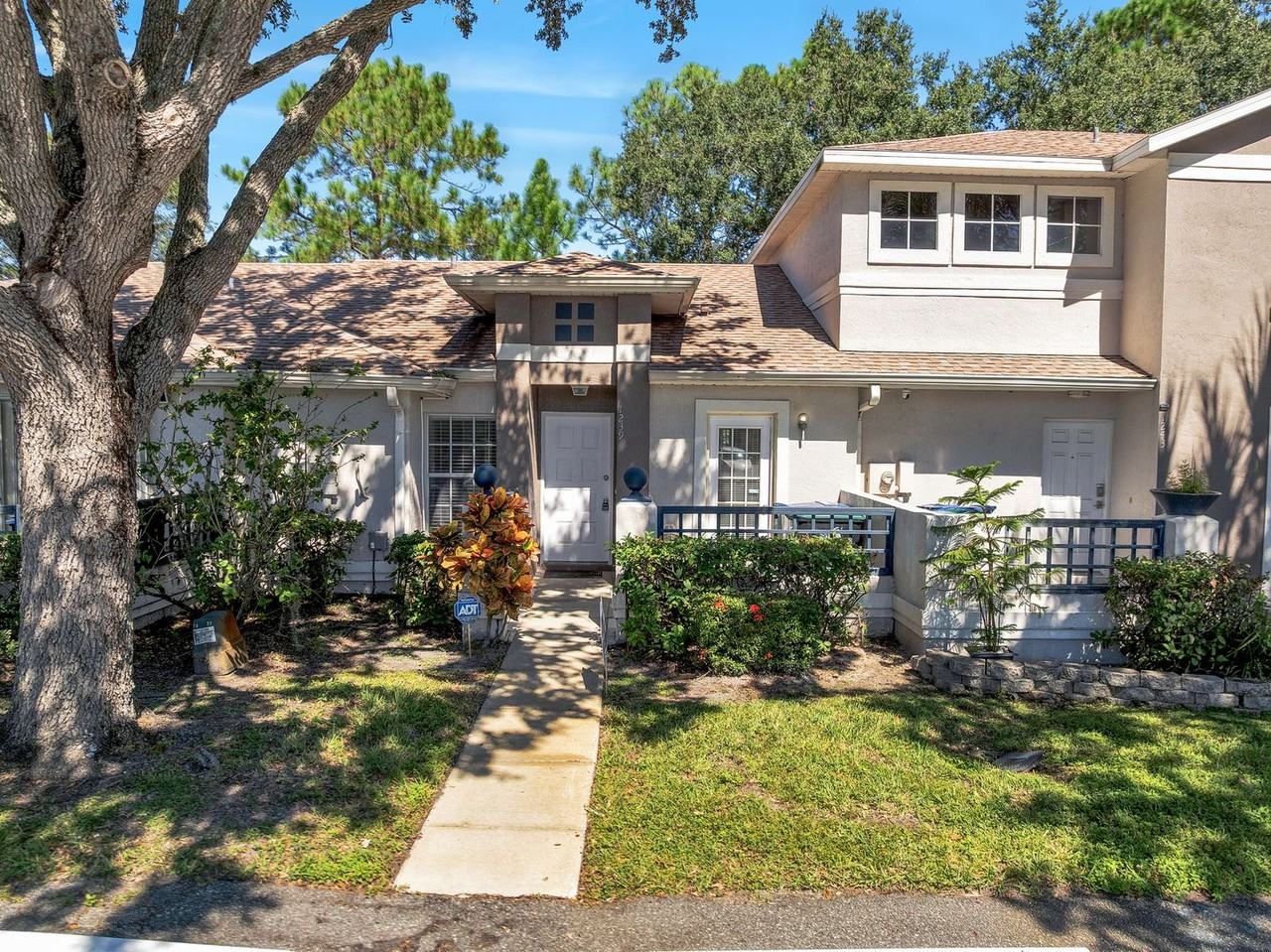 1239 Lucaya Cir - Photo 3 of 43