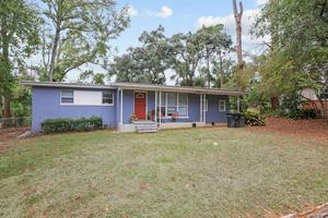 featured image of 206 Juniper Dr
