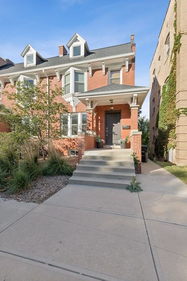 512 S 31st St - Photo 3 of 26