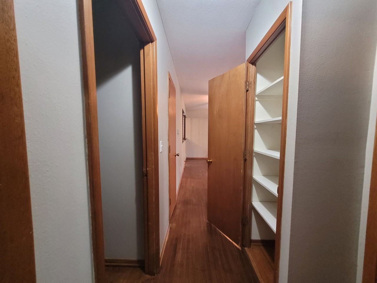 3207 E 41st St - Photo 6 of 20