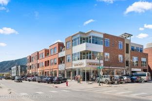 361 Robinson St #314 - Photo 1 of 1