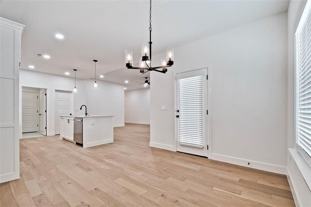 1 Claypole Ln - Photo 5 of 13