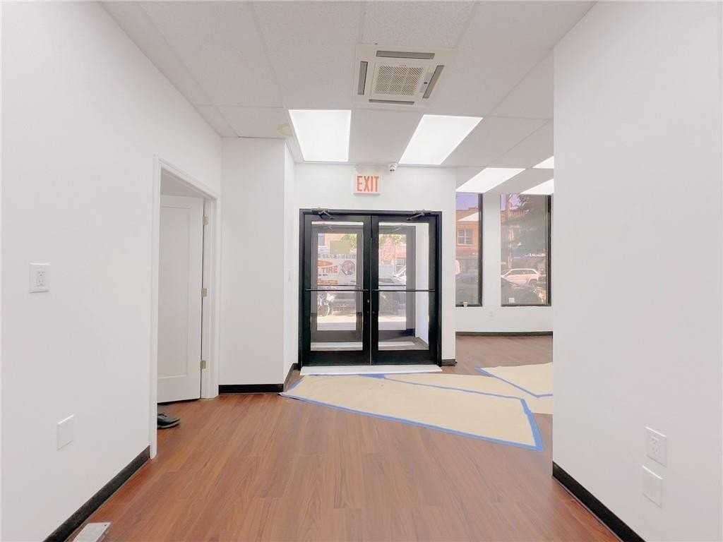 1080 Ovington Ave - Photo 3 of 13