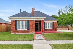 featured image of 330 Palmero St