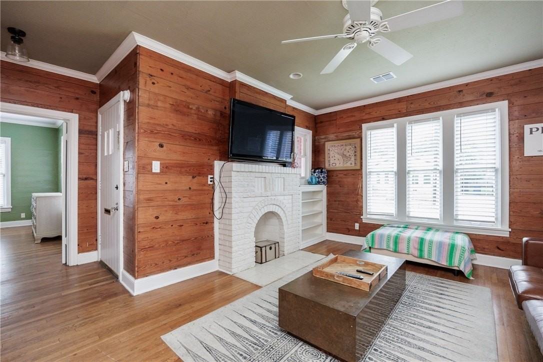 330 Palmero St - Photo 4 of 40