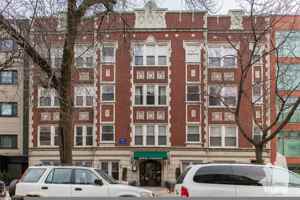 featured image of 511 W Melrose St #111