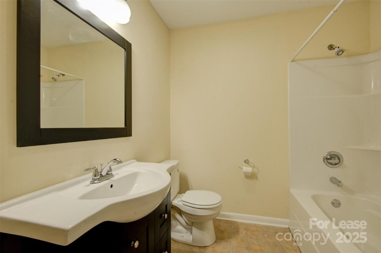 421 East Mclelland Avenue - Photo 5 of 27